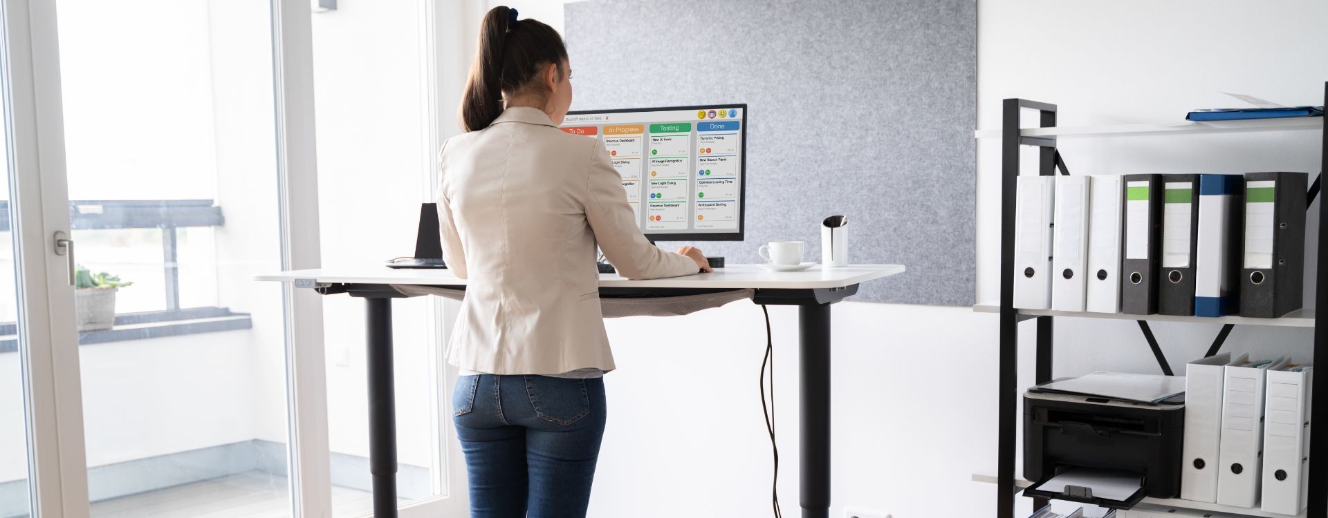 Mesas de oficina modernas: transforma tu entorno de trabajo